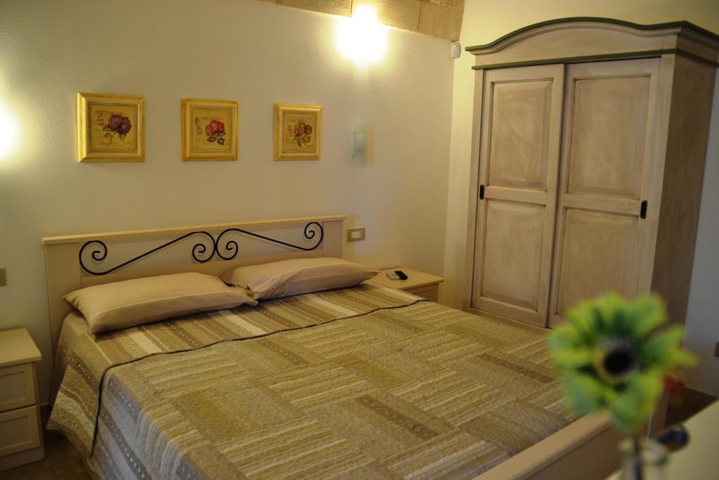 Residence Spadalunga San Michele Salentino Zimmer foto